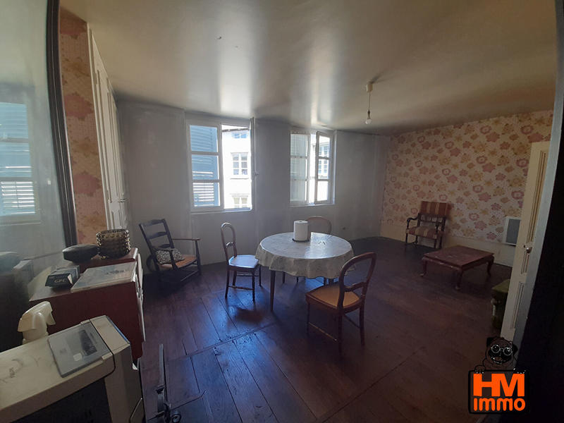 Appartement - 134 m² - 3 pièces