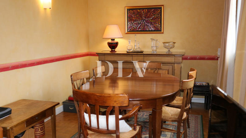 Appartement - 91 m² - 6 pièces