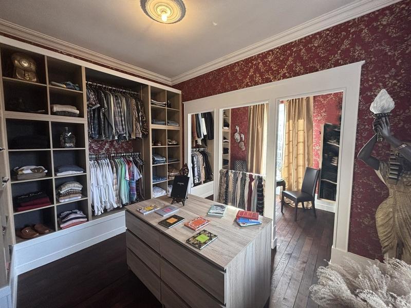 Maison - 552 m² - 17 pièces