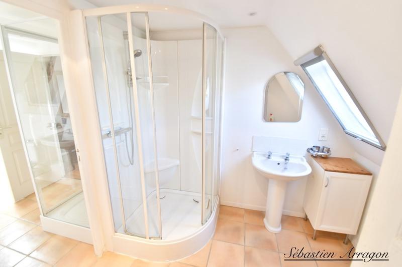 Maison en pierre - 190 m² - 8 pièces