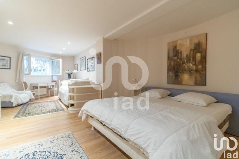 Maison - 284 m² - 6 pièces