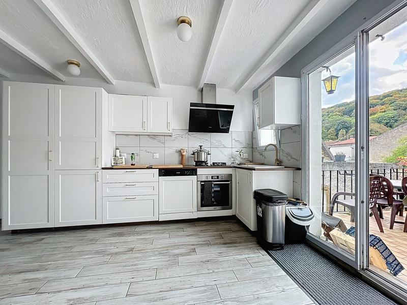 Appartement - 108 m² - 4 pièces