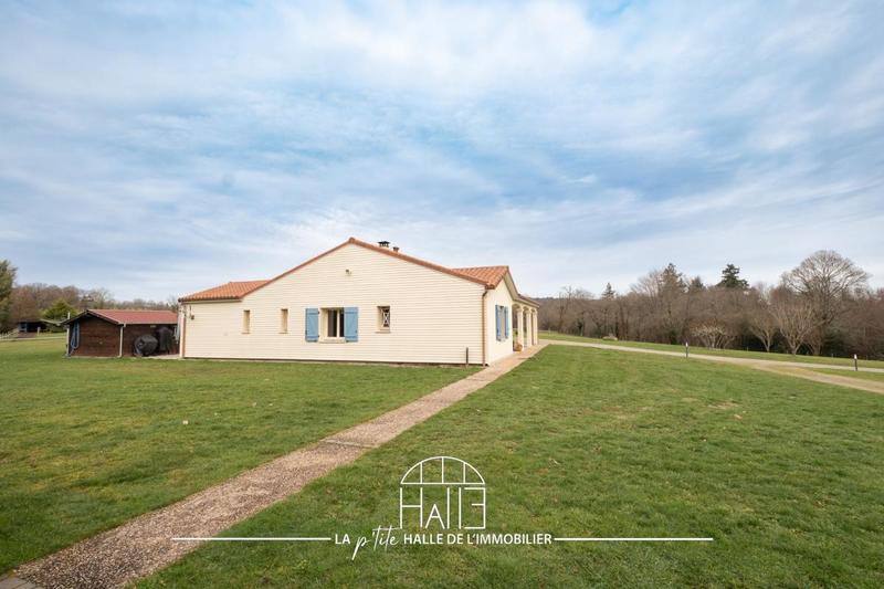 Pavillon - 145 m² - 6 pièces