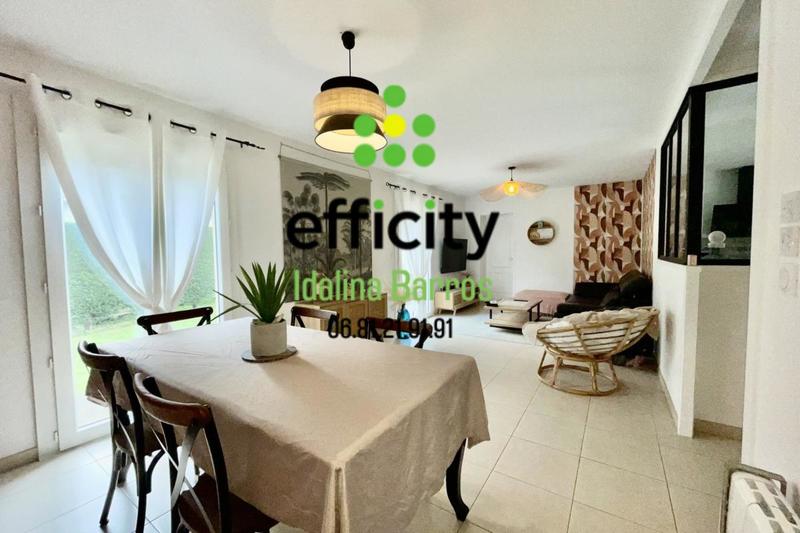 Maison - 107 m² - 5 pièces