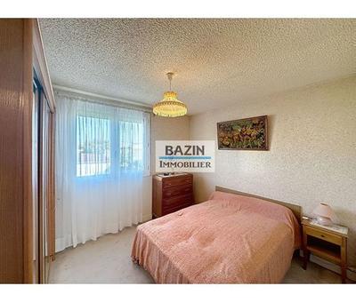 Maison traditionnelle - 106 m² - 5 pièces