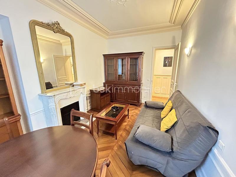 Appartement - 85 m² - 4 pièces