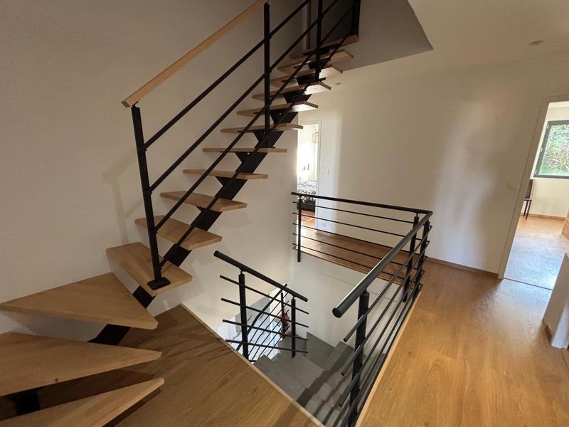 Maison - 183 m² - 7 pièces