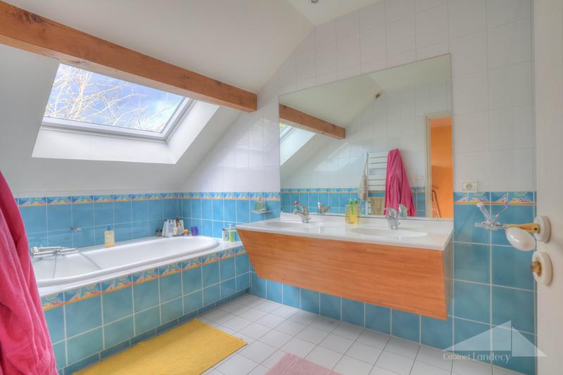 Villa - 156 m² - 6 pièces