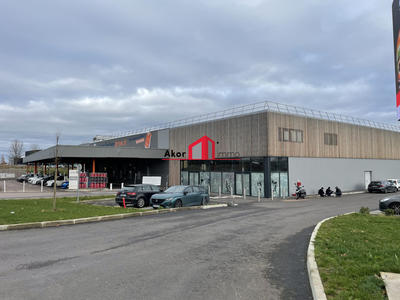 Local commercial - 264 m²