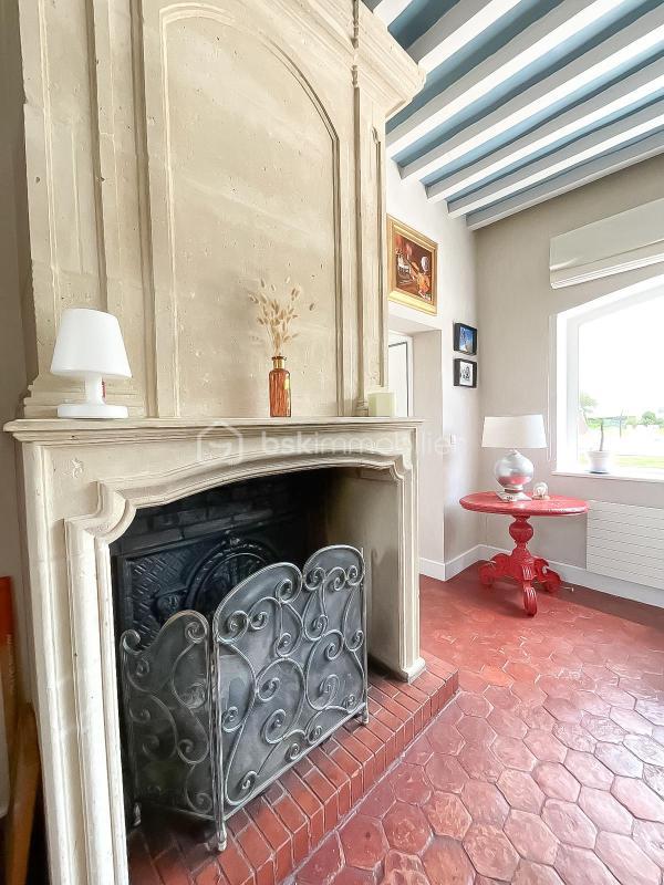 Demeure - 377 m² - 14 pièces