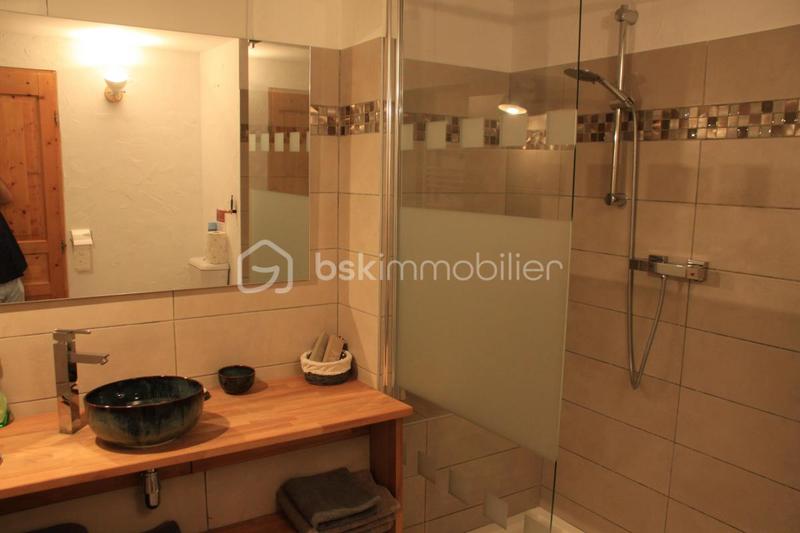 Maison - 350 m² - 15 pièces