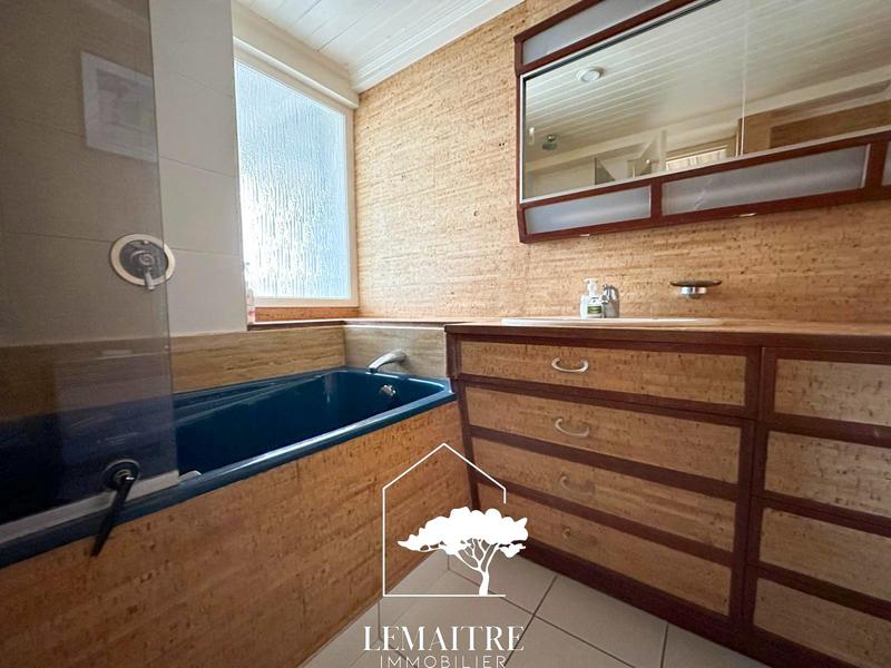 Appartement - 75 m² - 3 pièces