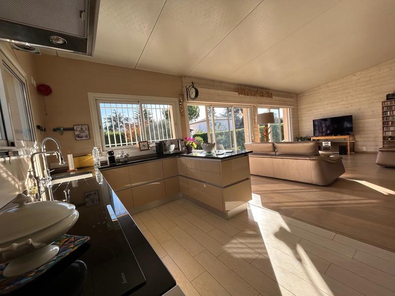 Maison - 135 m² - 4 pièces