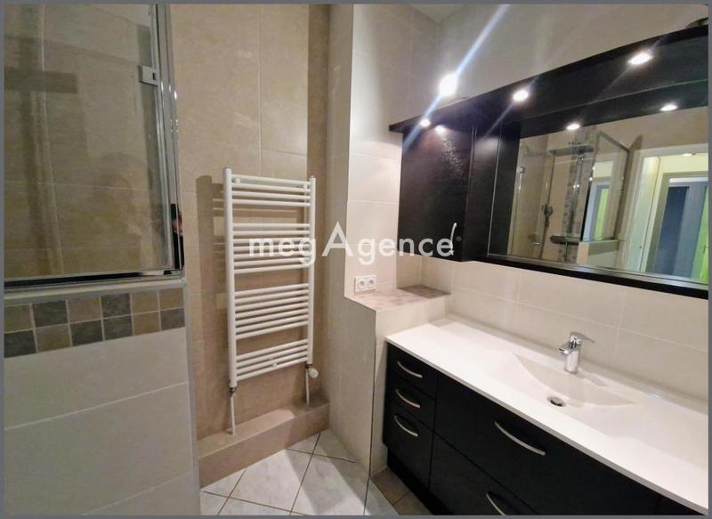 Appartement - 94 m² - 3 pièces