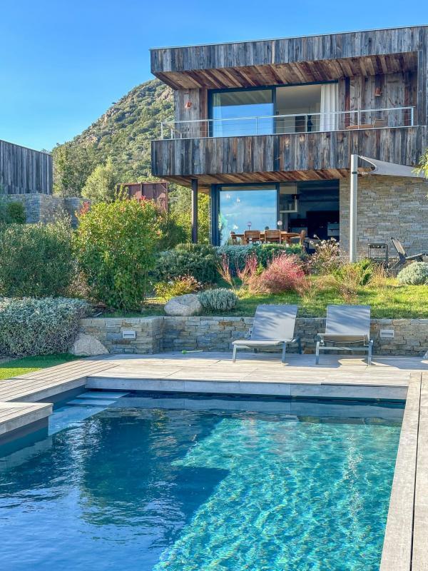 Villa - 180 m² - 7 pièces