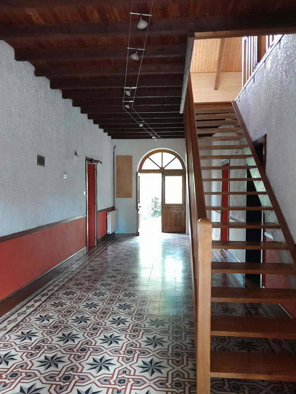 Maison - 220 m² - 6 pièces