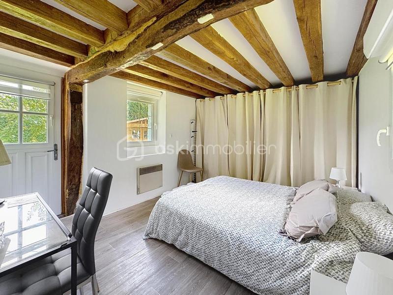 Propriété - 290 m² - 10 pièces