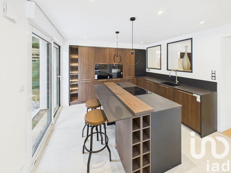 Appartement - 109 m² - 4 pièces