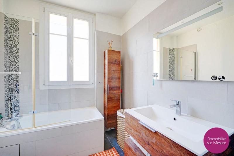 Appartement - 105 m² - 5 pièces