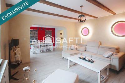 Maison - 180 m² - 8 pièces