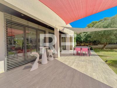 Villa - 110 m² - 5 pièces