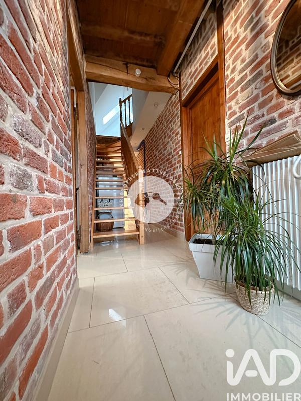 Maison - 220 m² - 7 pièces