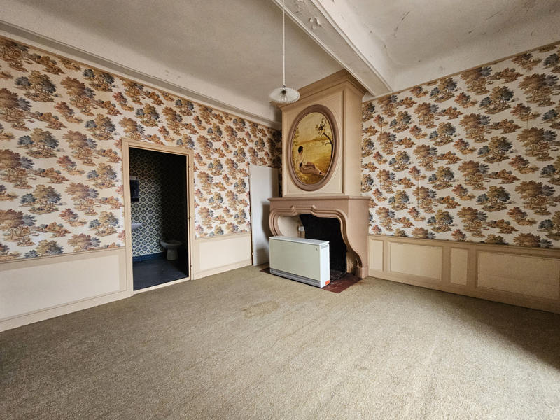 Maison - 280 m² - 10 pièces