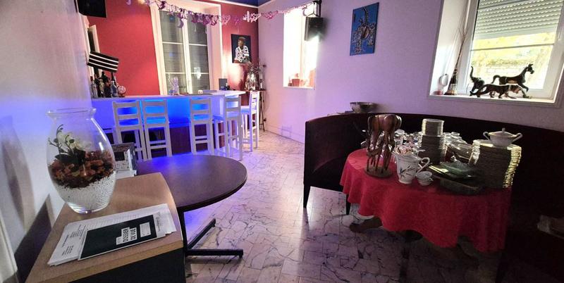 Château - 415 m² - 14 pièces