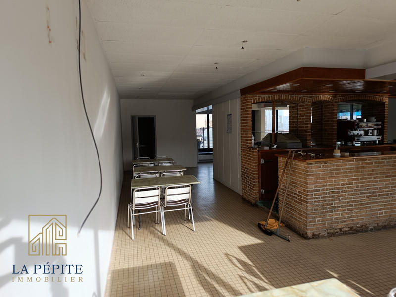 Local commercial - 192 m² - 2 pièces
