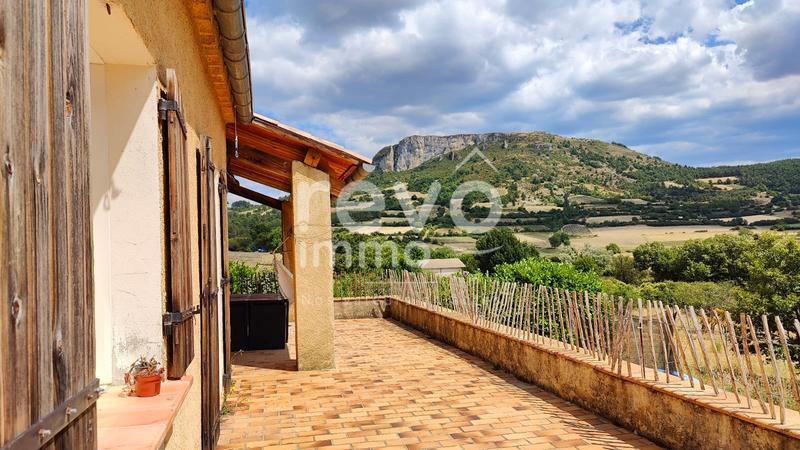 Maison - 110 m² - 4 pièces