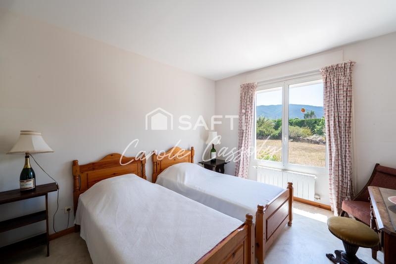 Maison - 190 m² - 5 pièces