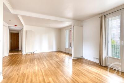 Appartement - 90 m² - 4 pièces