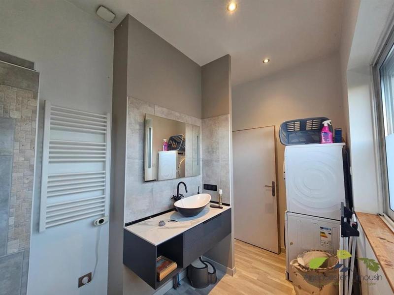 Maison - 180 m² - 7 pièces