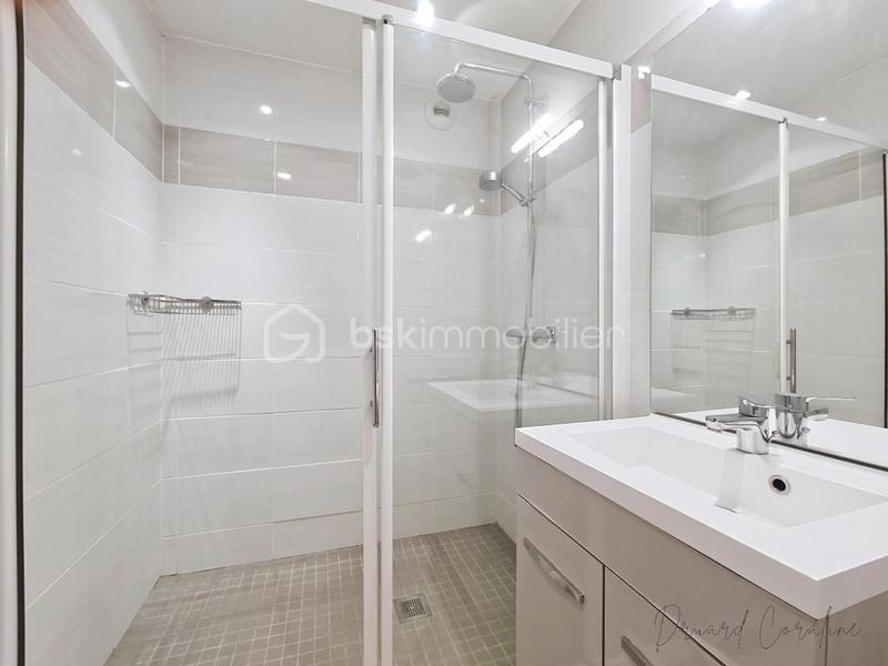 Appartement - 103 m² - 5 pièces