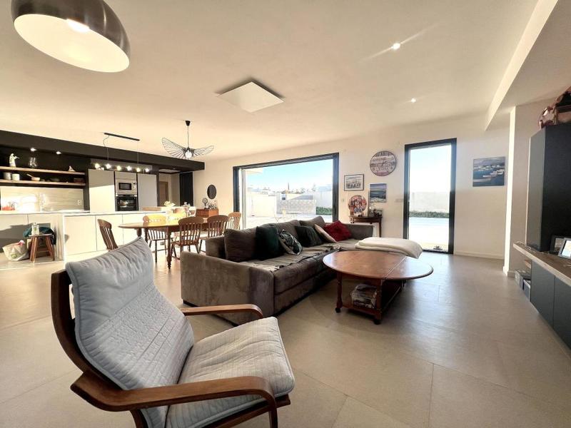 Maison - 138 m² - 4 pièces