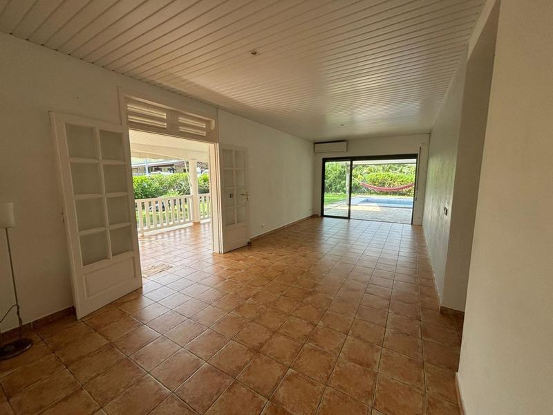 Villa - 111 m² - 4 pièces