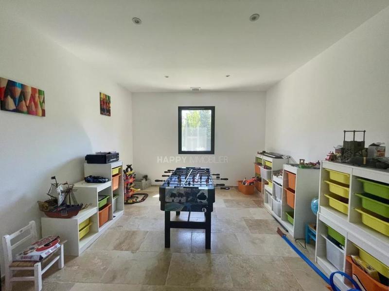 Villa - 195 m² - 6 pièces