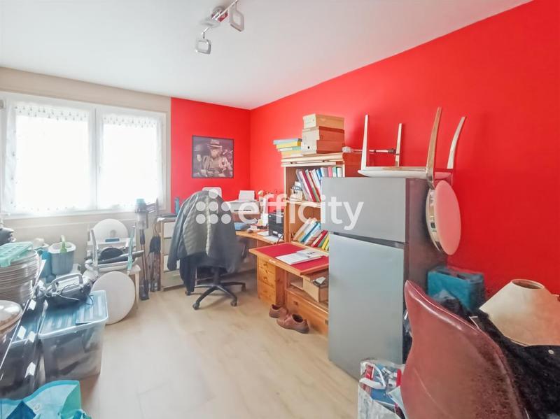 Appartement - 94 m² - 5 pièces
