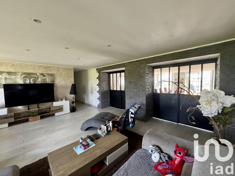 Maison - 216 m² - 7 pièces