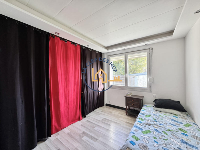 Maison - 137 m² - 7 pièces