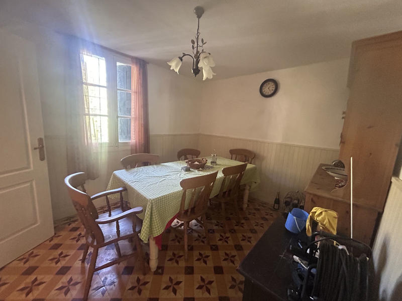 Maison - 90 m² - 7 pièces