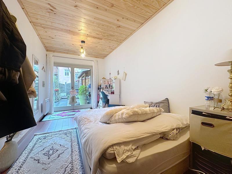 Appartement - 143 m² - 6 pièces