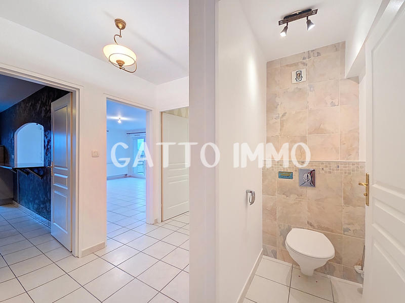 Appartement - 81 m² - 3 pièces