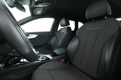 Audi A4 Avant 35 Tfsi s line s tronic 7 150 ch