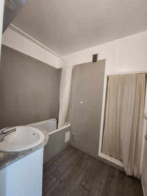 Appartement - 82 m² - 5 pièces