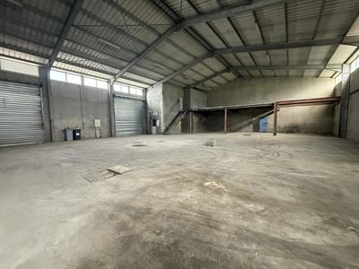 Entrepôt - 1 404 m²