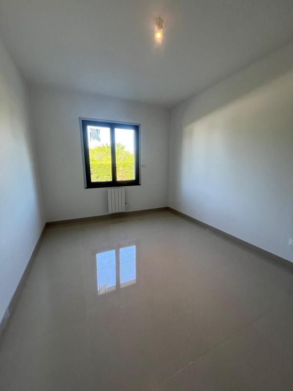 Maison - 130 m² - 4 pièces