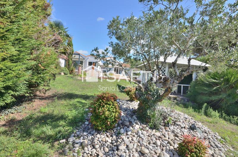 Villa - 202 m² - 7 pièces