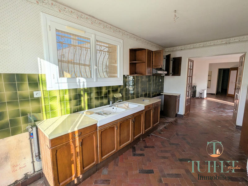 Maison ancienne - 179 m² - 8 pièces