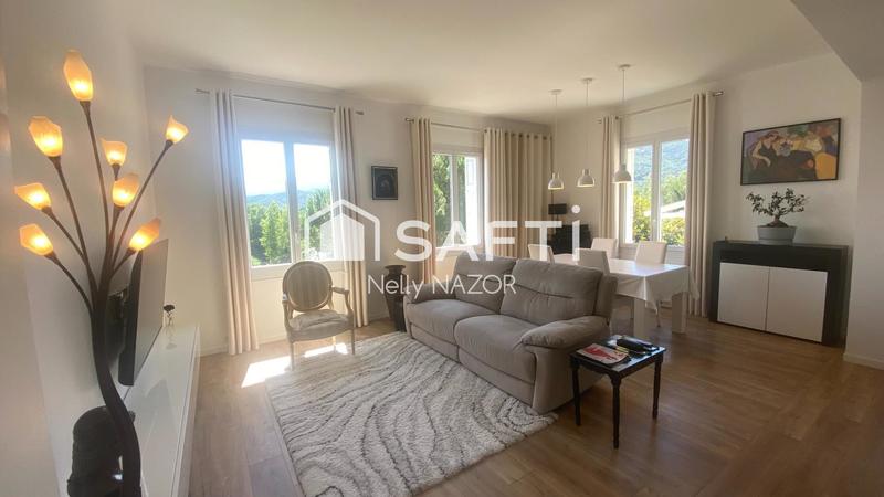 Maison - 180 m² - 6 pièces